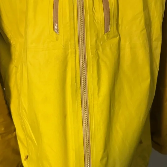 Golden Yellow DryQ Mountain Hardwear Jacket with Hood rain coat shell - Picture 8 of 14